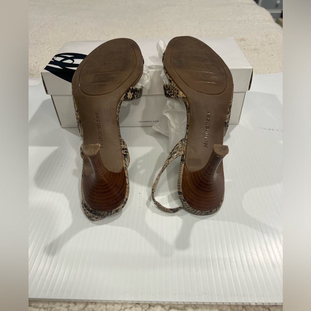 Naturalizer -Open Toed, Strappy Sandals- Size 8.5… - image 3